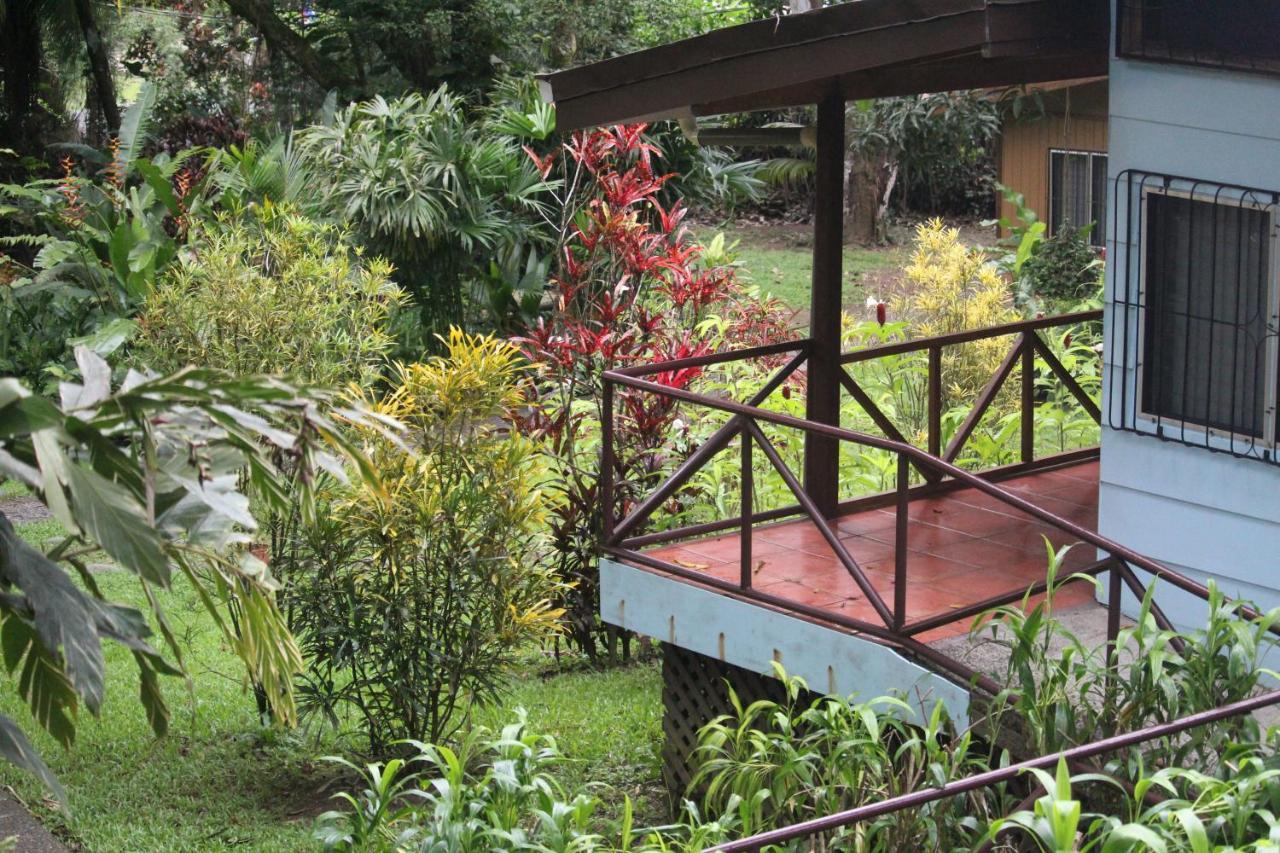 Hotel Iguana Libre Dominical Exterior foto
